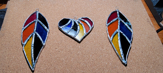 Rainbow feathers and heart set.